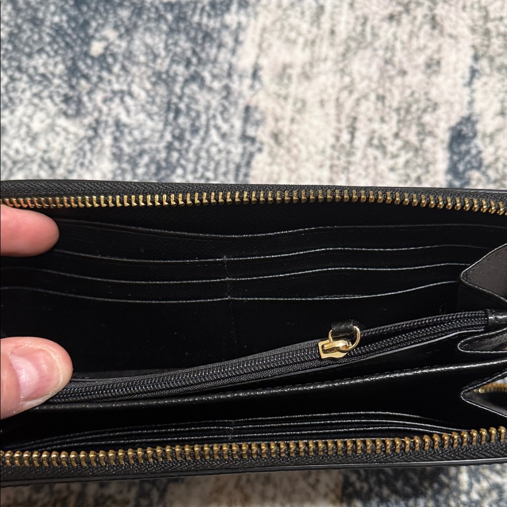 Michael Kors Black Saffiano Leather Zip-Around Wallet with Gold Logo - Picture 5 of 6